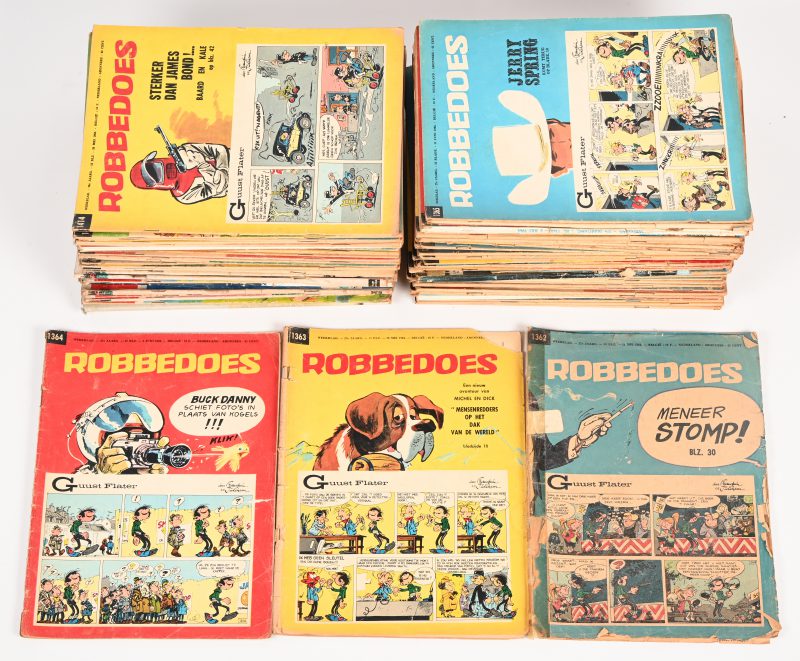 Een lot van 100 vintage Robbedoes weekblad magazines. nr 1362-1461. Periode ‘64-’66.
