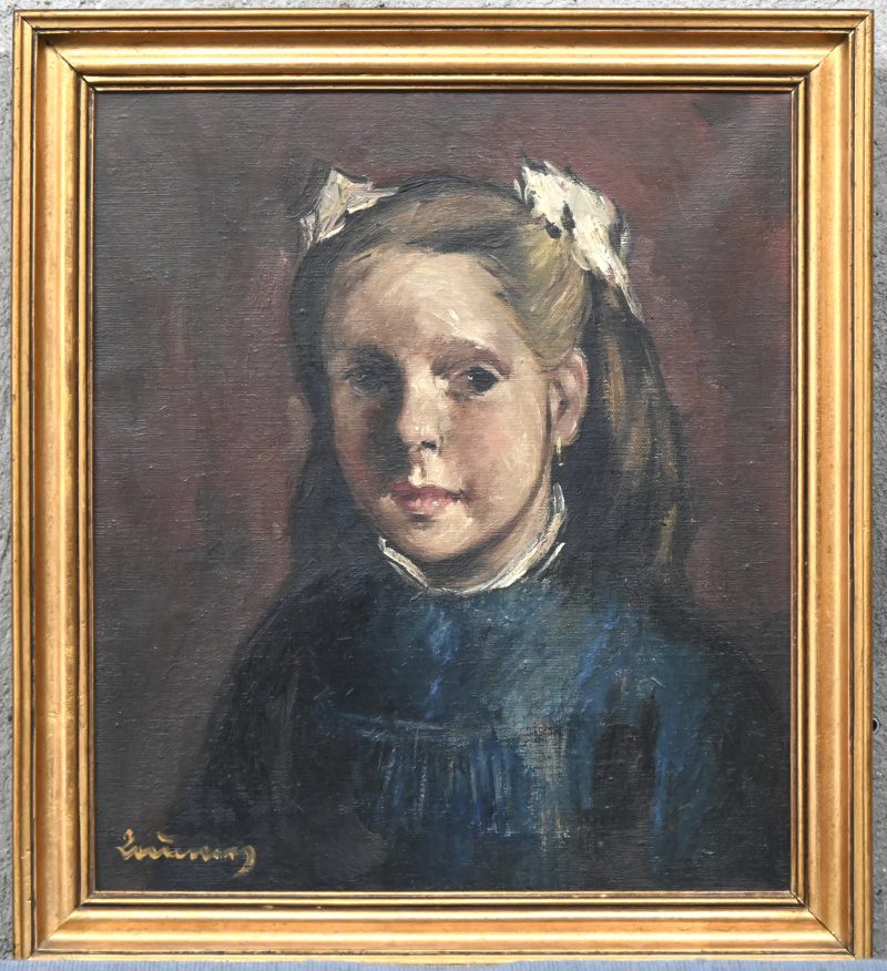“Portrait d'une jeune fille”. Een schilderij, olieverf op doek. Onderaan gesigneerd.