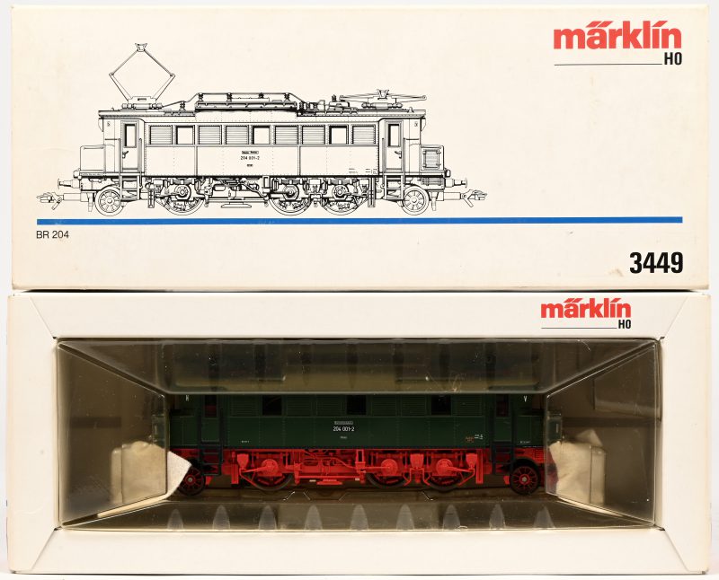 Een Marklin HO locomotief, BR204, 3449, Hamo 8349 in originele verpakking.