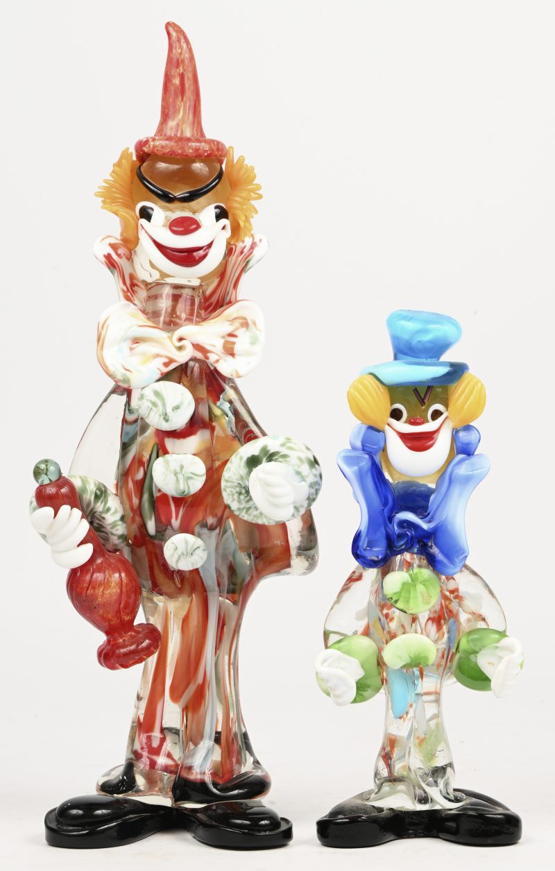 Een set van 2 Murano clowns.