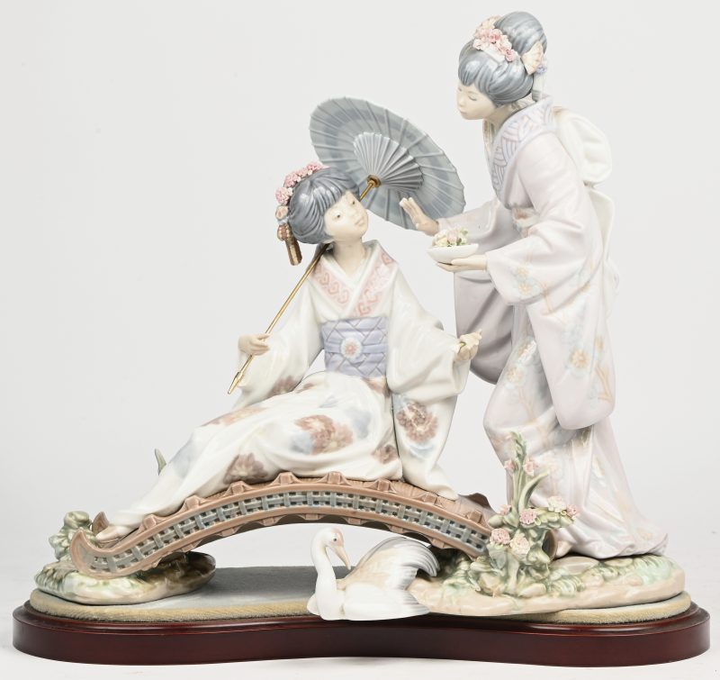 ‘Springtime in Japan’, limited edition Lladro beeld, modelnr 1445 in originele verpakking.