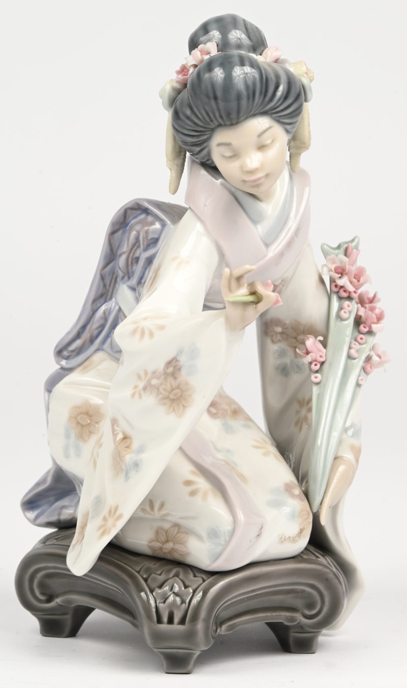 ‘Kiyoko Geisha’, een Lladro beeld, modelnr 1450 in originele verpakking.