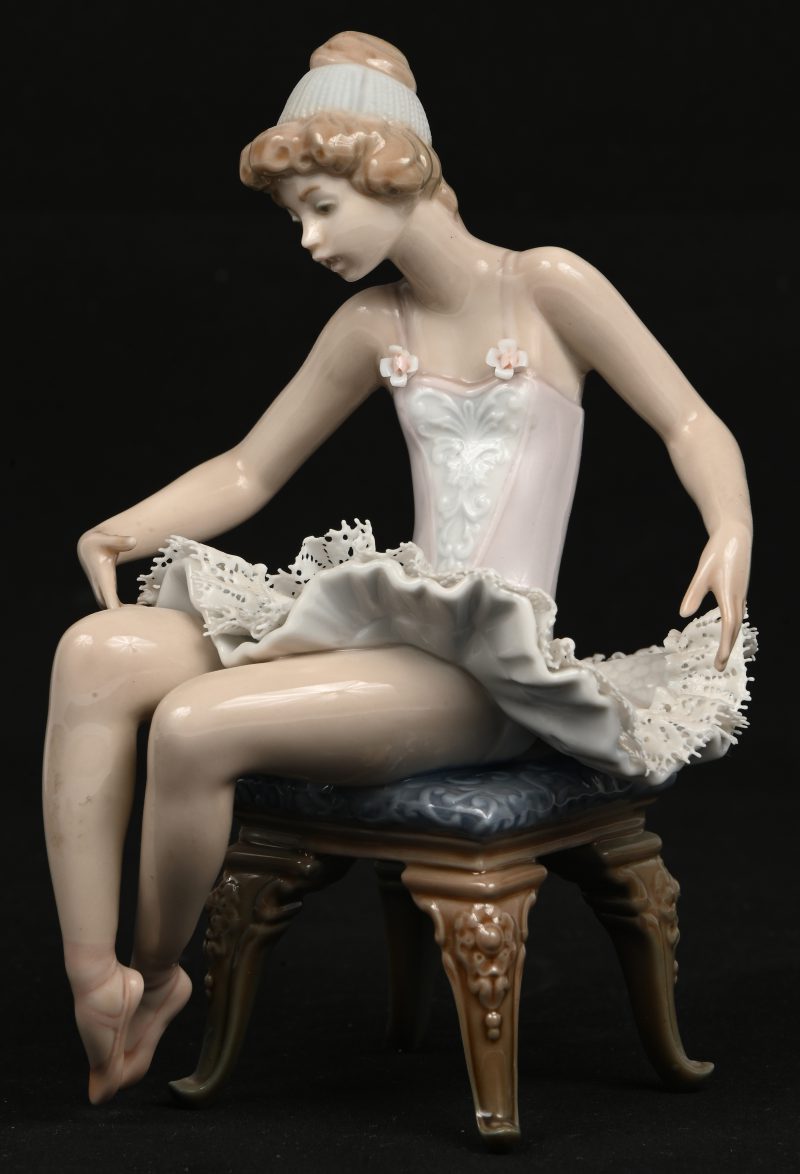 ‘Pretty Ballerina, een Lladro beeld, modelnummer 5499 in originele verpakking.