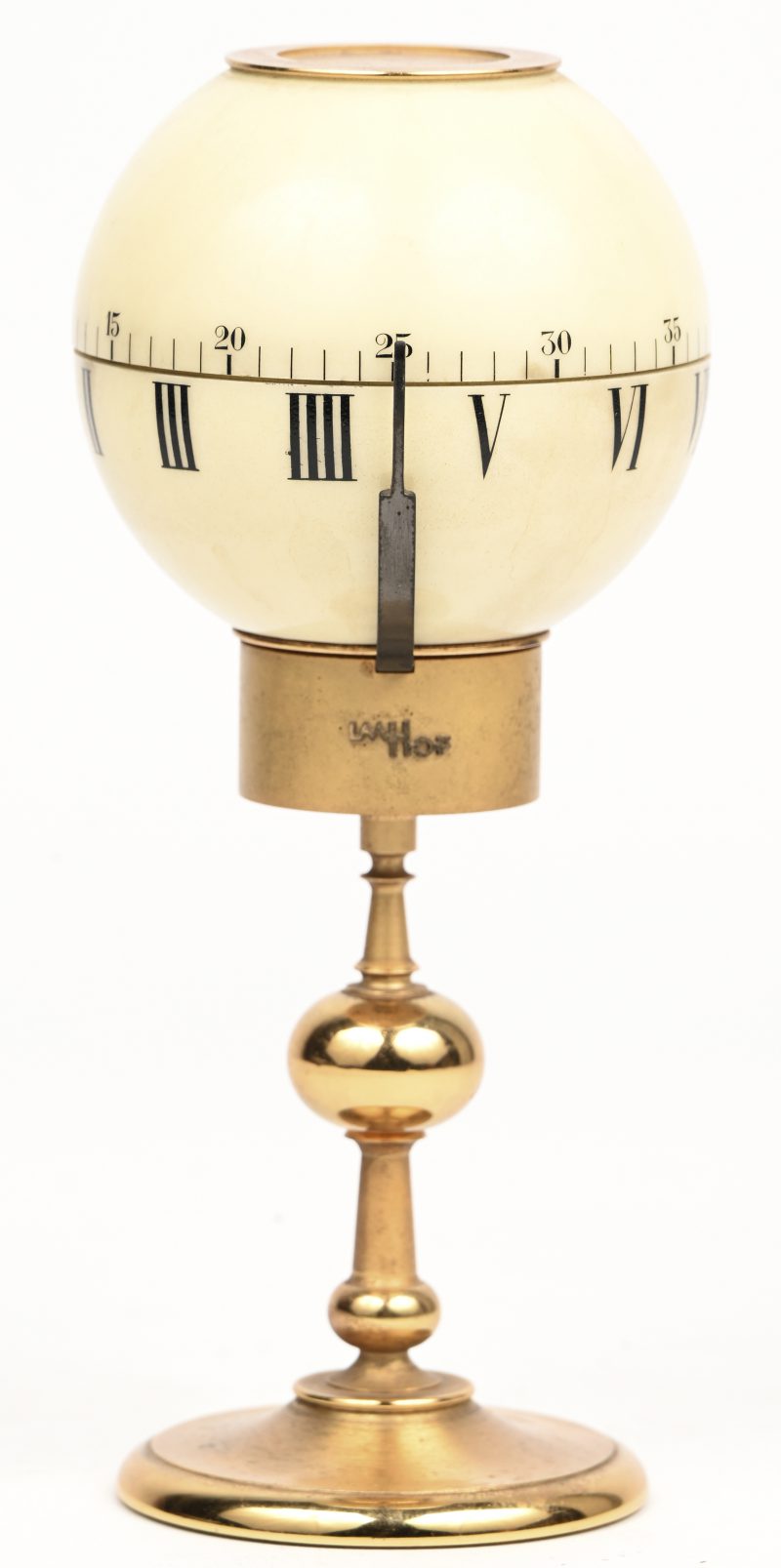 Een vintage 8-dagen klok, Imhof, Tempus Fugit, in werkende staat.