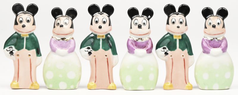 Een lot van 6 porseleinen Mickey- en Minnie Mouse popjes, ca. 1930.