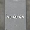 Een vintage design tandartsenstoel van het merk Siemens, in hoogte verstelbaar.
