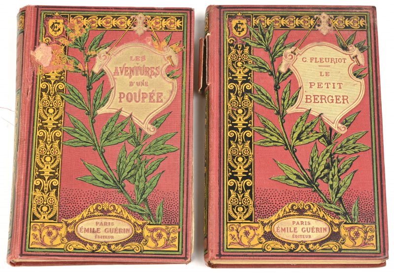 Een lotje van 2 oude boeken, editeur Emile Guerin, Paris.