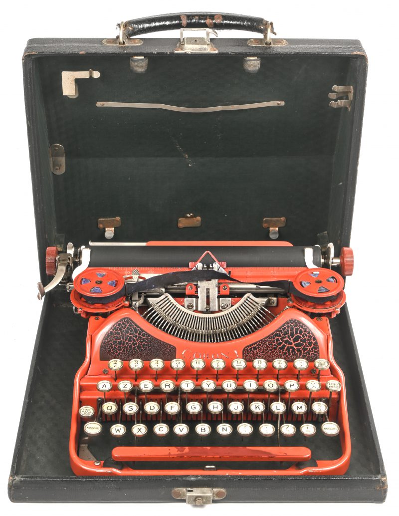Een schrijfmachine, L.C. Smith & Corona typewriters Inc., 1929 U.S.A..