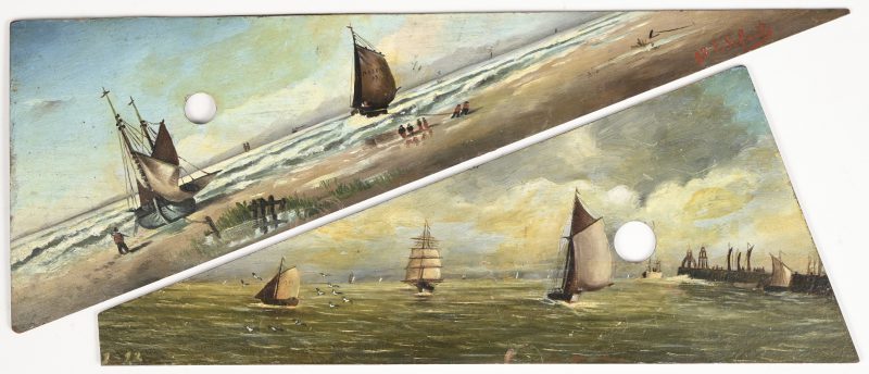 Een lot van 2 miniatuur schilderijtjes, olie op een driehoekig paneel, achteraan het opschrift ‘Anvers 7 avril 1892 Het strand bij Maria-Kerke’ en ‘Anvers 4 janvier 1892 Port d’Ostende’. Een van de werkjes draagt vooran de handtekening E. Schmitz.
