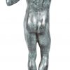 Een bronzen beeld naar L’Âge d’Airain van Rodin.