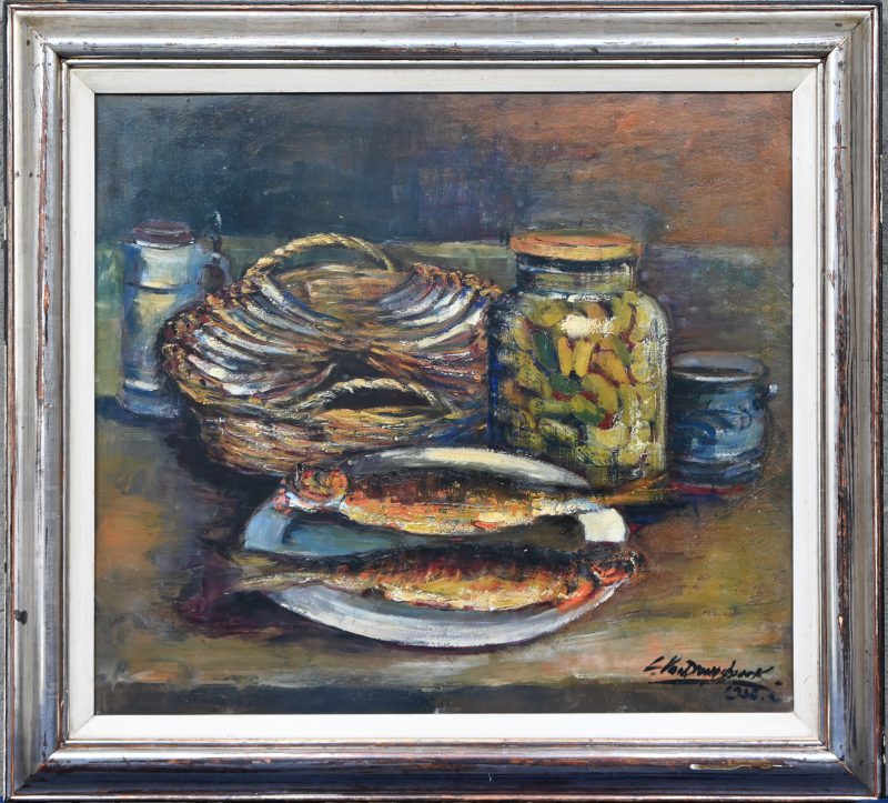 “Stilleven met haring en sardines”. Een schilderij, olieverf op paneel. Onderaan gesigneerd.
