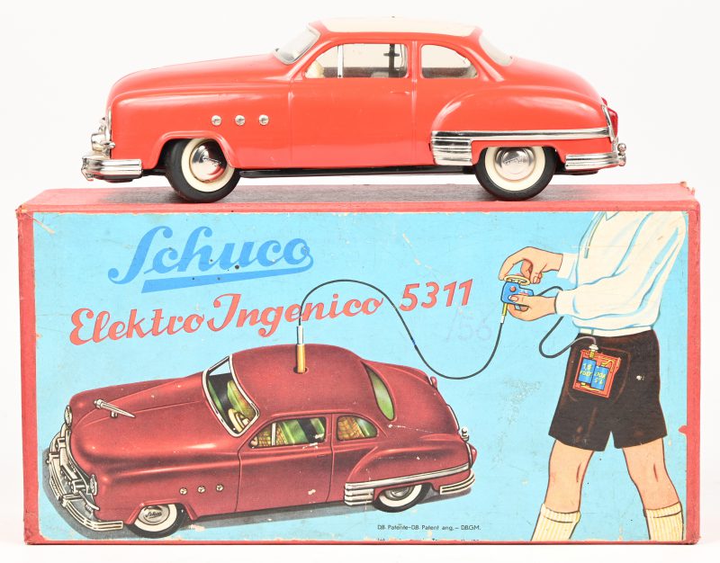 Een elekrische vintage speelgoed auto in originele doos. Gemerkt Schuco - Electro Ingenico 5311 - 1950-1959 - Duitsland.
