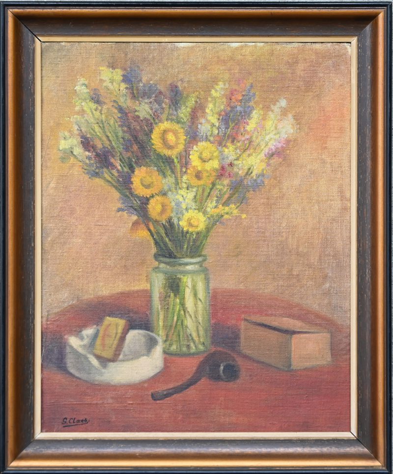 ‘Stilleven met bloemenvaas en pijp’, olieverf op paneel, getekend G. Claes.