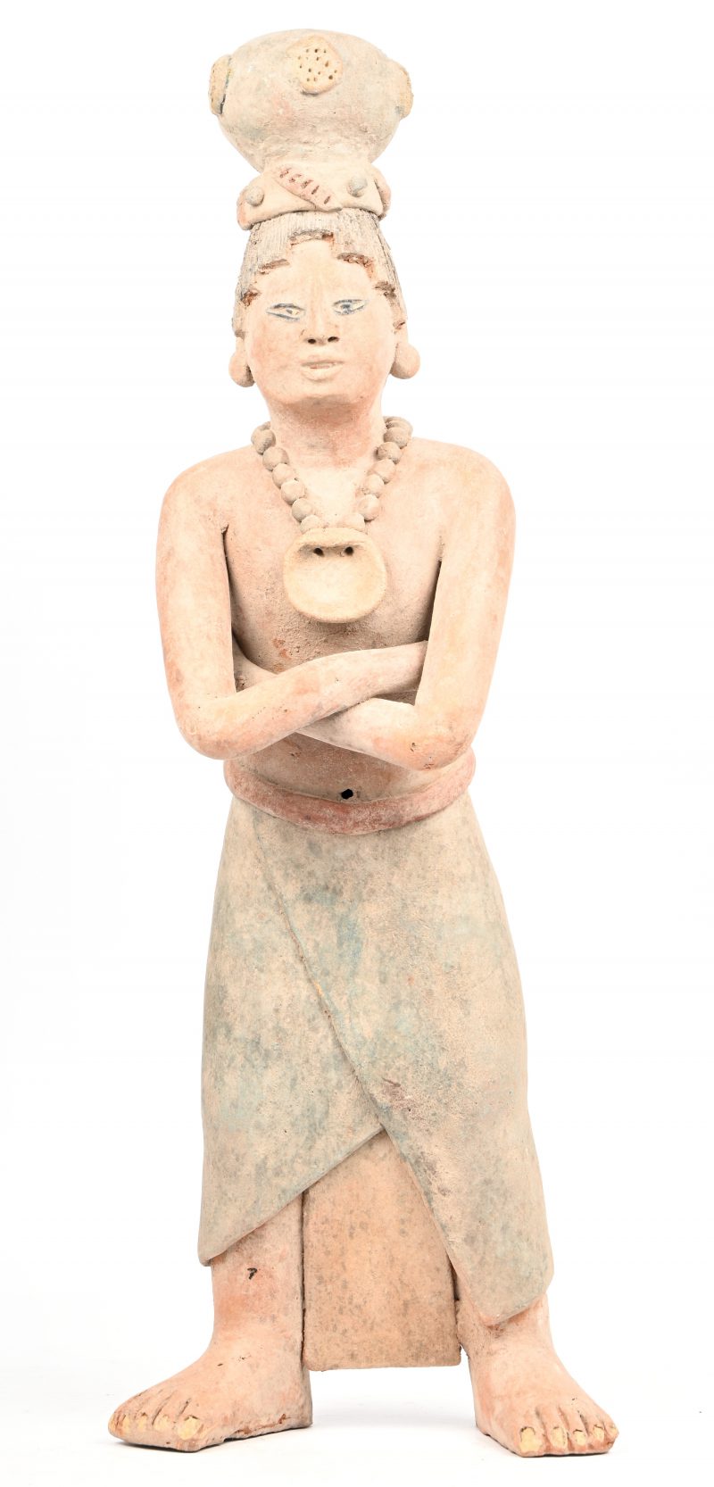 Een beeld in terracotta in pré Colombiaanse stijl, Maya Jaina, Mexicaans.