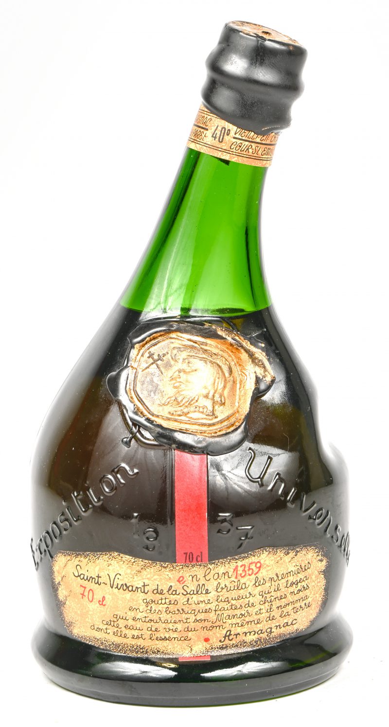 Een fles Armagnac, Saint-Vivant de la Salle, xposition Universelle 1937, 70 cl.