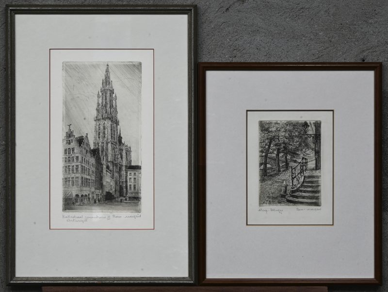 Een lot van twee etsen door Romain Malfliet, ‘stoep - Brugge’ en ‘Kathedraal  zonnestralen’, beide getekend buiten de plaat.