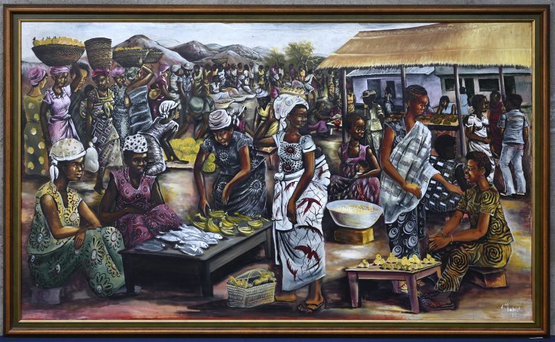 “Een Afrikaanse markt met talrijke personages”. Olieverf op doek. Gesigneerd en gedateerd 1989.