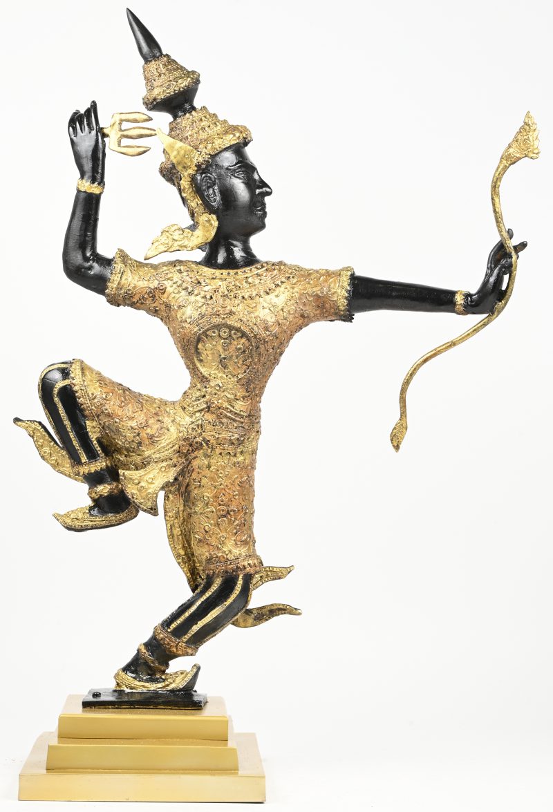 “Rama”. Een bronzen beeldje met vergulde details. Thailand.