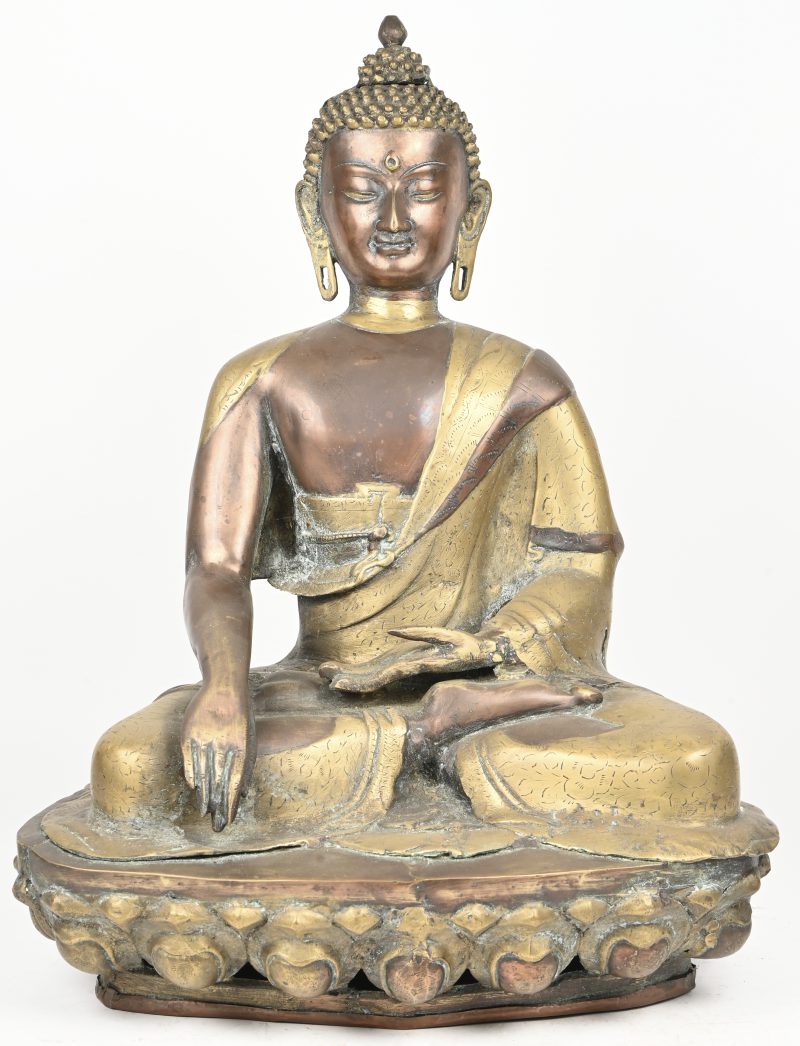 “Zittende Buddha”. Een beeld in koper. Zuid-Oost Aziatisch werk.