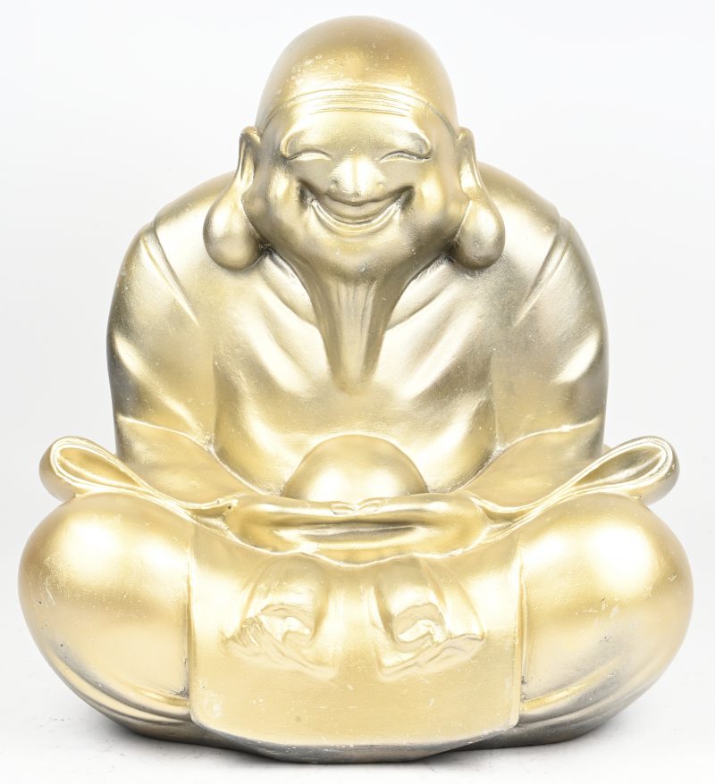 Een grote goudkleurige Boeddha spaarpot/offerblok in gegoten composiet.