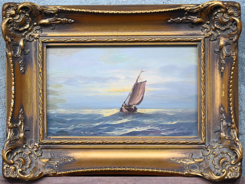“Vissersboot op zee”. Een schilderij, olieverf op paneel. Onderaan gesigneerd.