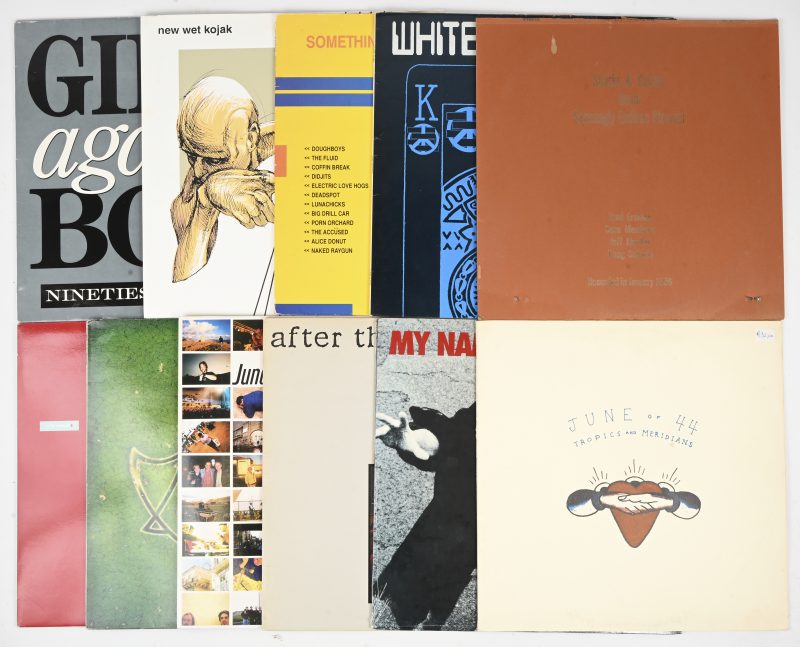 Een lot van 11 lp’s in het punk/hardcore/rock genre bestaande uit: June Of 44 – In The Fishtank (fish6), June Of 44 – Four Great Points (qs54), June Of 44 – Anahata (qs64), June Of 44 – Tropics And Meridians (qs44), June Of 44 – The Anatomy Of Sharks (qs40), MIA – After The Fact (fsr011), My Name – Megacrush (cz046), Various – Something's Gone Wrong Again: The Buzzcocks Covers Compilation (cz042), White Flag – Sgt. Pepper (wetlp001), New Wet Kojak – Do Things (new1050) en Girls Against Boys – Nineties Vs. Eighties (as3v).