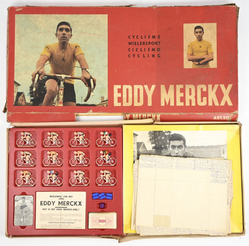 Een vintage Eddy Merckx bordspel, medio 1970. In gebruikte staat.