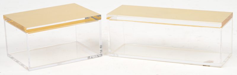 Een lot van 2 moderne opbergdoosjes in plexiglas.