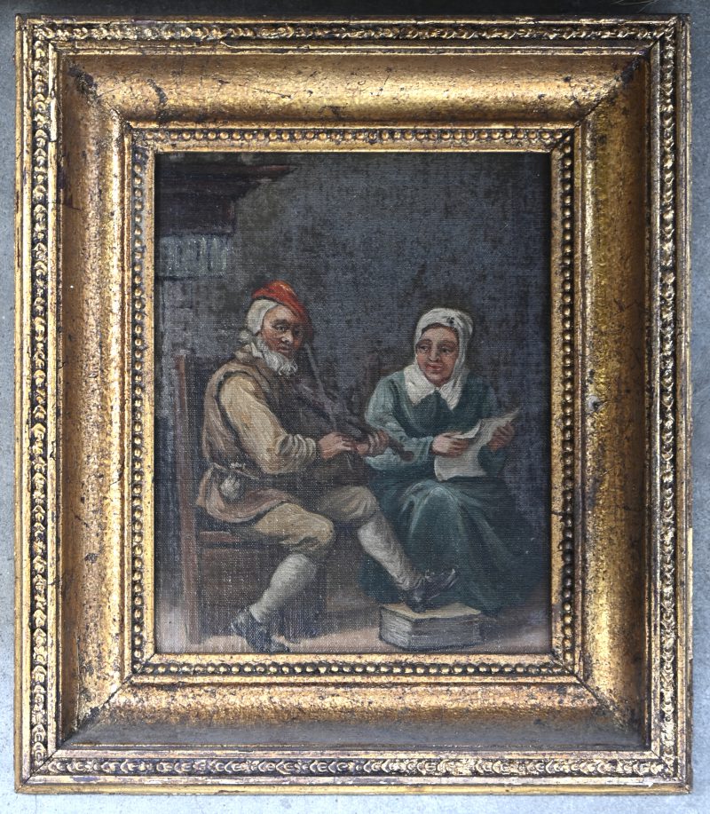 “Interieur met musicerend koppel”, een schilderij, olieverf op gemaroufleerd doek in vergulde kader. Niet gesigneerd.