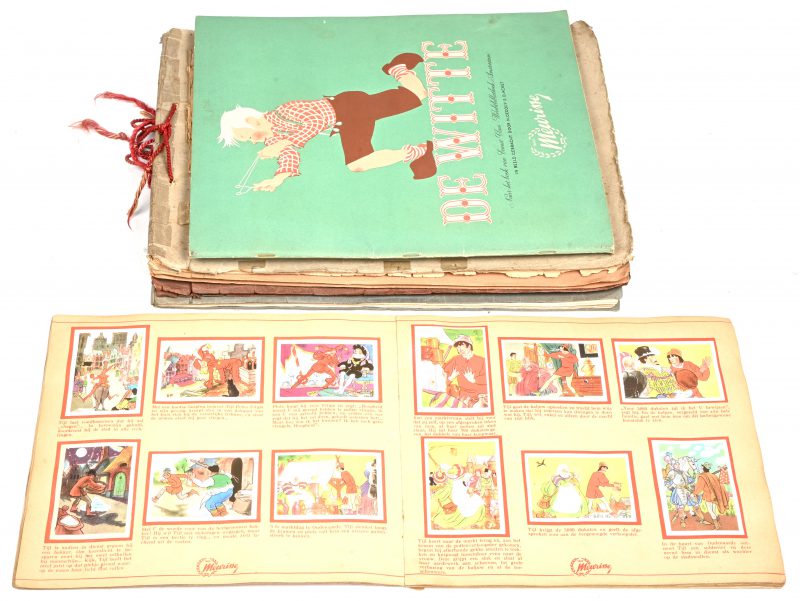 Een lot van 4 Disney chromo-albums door De Beukelaer, en 3 door Meurisse, zijnde; “Tijl Uilenspiegel”, “Assepoester” & “De Witte”.