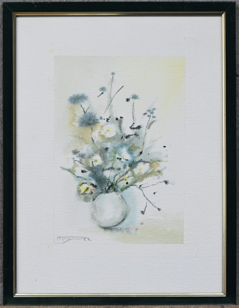 “Bloemstilleven”. Een aquarel op papier, onderaan gesigneerd.