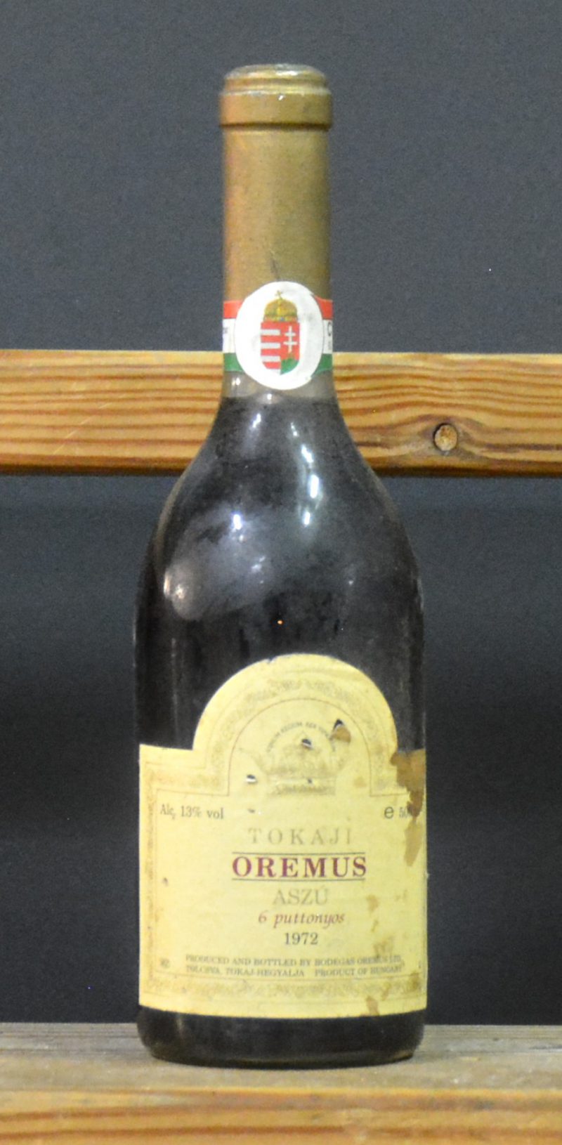 Oremus Tokaji Aszu 6 Puttonyos   Bodegas Oremus M.O.  1972  aantal: 1 50 cl