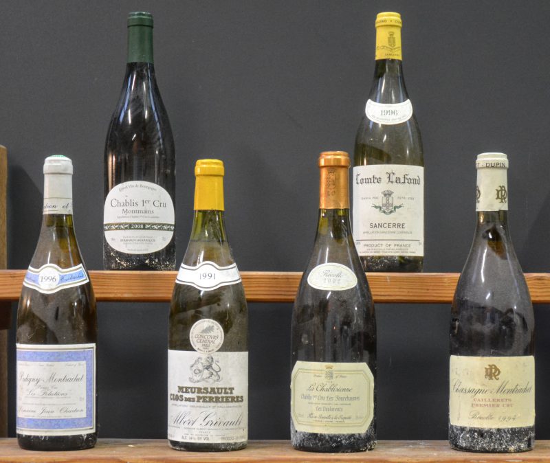 Lot witte wijn        aantal: 6 bt    Meursault 1e Cru Clos des Perrières A.C.  Albert Grivault M.D.  1991  aantal: 1 bt    Chassagne-Montrachet 1e Cru Caillerets A.C.  Marc Rougeot-Dupin M.O.  1994  aantal: 1 bt    Puligny-Montrachet 1e Cru Les Folatières A.C.  Dom. Jean Chartron M.P.  1996  aantal: 1 bt    Sancerre A.C.  Comte Lafond, De Ladoucette M.O.  1996  aantal: 1 bt    Chablis 1e Cru Fourchaumes A.C.  Les Vaulorents M.P.  2002  aantal: 1 bt    Chablis 1e Cru Montmains A.C.  Bernard Lagarrigue M.O.  2008  aantal: 1 bt