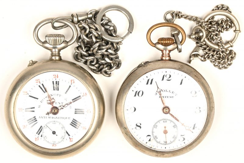 Een lot van 2 verzilverde zakhorloges, Roskopf patent, beide met horlogeketting.