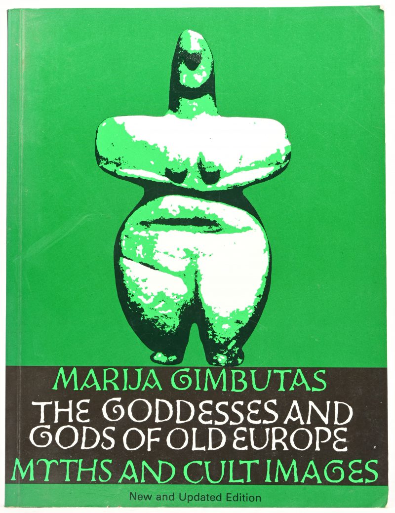 “The Goddesses and Gods of Old Europe: Myths and Cult Images”. Een boek uitgegeven door de University of California Press, Berkeley and Los Angeles. ISBN 0-520-04655-2.