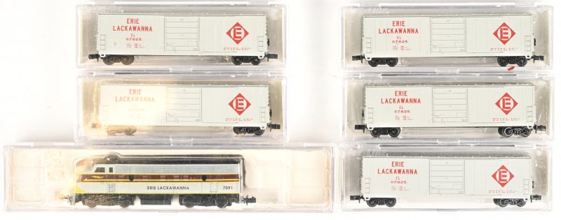 Bev-Bel, Erie Lackawana, diesel locomotief, modelnr. 15008, F7 diesel + 5 wagons, modelnr. 10008, Evans 50. Spoor N.