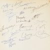 Lederen album uitgegeven door GROUPE 38, Telexpo 58. Bevat 22 bladzijden in ringmap en 4 losse vellen met handtekeningen. Waaronder deze van Leopold III en Boudewijn met een foto waarop ze het boek signeren. Verder een groot lot foto’s en een singeltje aangeboden door Marie thumas met een rede van de toenmalige Koning Boudewijn.