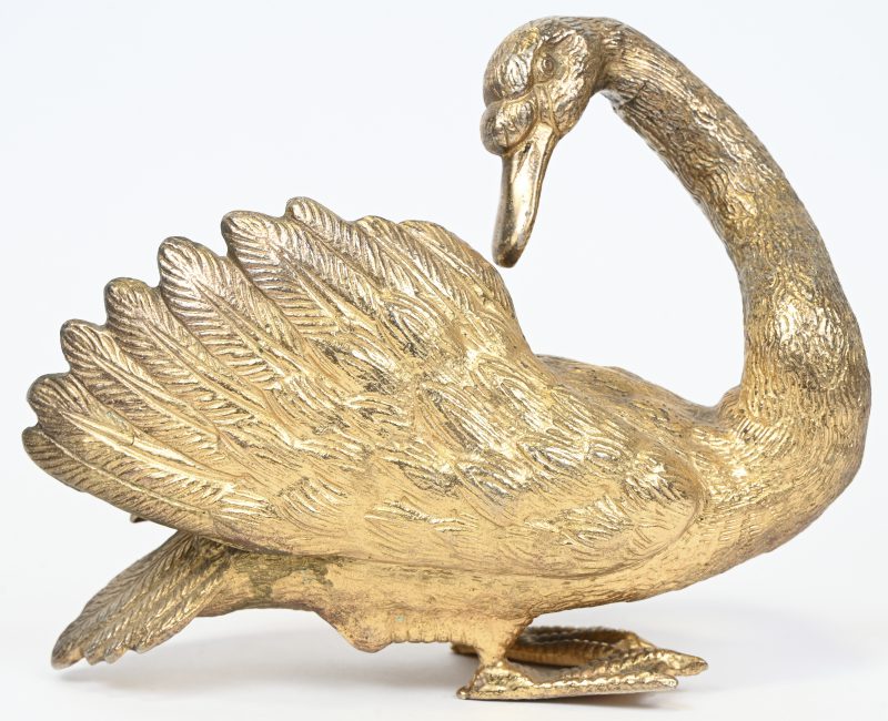 Zwaan, goudkleurig metalen beeldje.