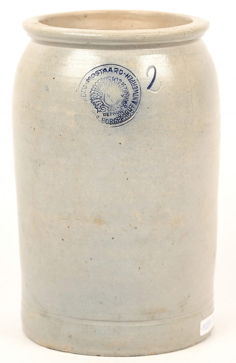 Oude mosterdpopt van de firma De Pauw, Borgerhout, Antwerpen. Inhoud  liter.