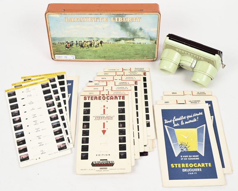 Stereoclic Super, met een lot toeristische dia’s.
