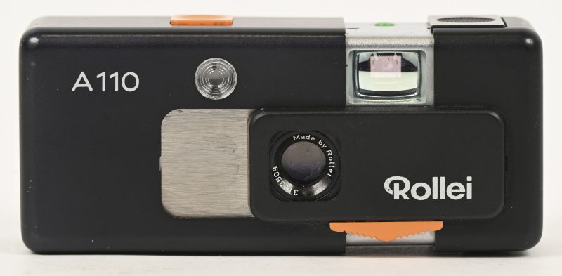 Een analoge pocketcamera, Rollei A110.