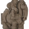 ‘Het boerenpaard versus de tractor’. Een terracotta hoogreliëf in twee delen. Getekend.