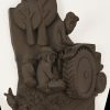 ‘Het boerenpaard versus de tractor’. Een terracotta hoogreliëf in twee delen. Getekend.