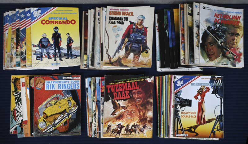 Lot van 54 stripalbums. Lombard:  Denayer, De Brokkenmakers (11 st), Tibet, Rik Ringers (7 st), Vance, Bruno Brazil (9 st). Dargaud e.a.: Jijé, Uderzo e.a., Tangy & Laverdure (17 st). Desberg, Empire USA (6 st), Casterman: Craenhals, De Koene Ridder (4 st), Craenhals, De 4 Helden (4 st).