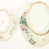 Twee 19e eeuwse Chinese polychrome schaaltjes.