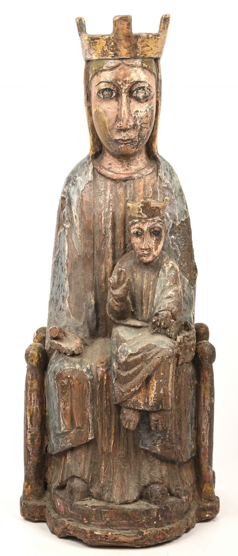 Een polychrome gesculpteerd houten Madonna met Kind, naar de middeleeuwen.