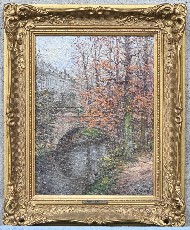 ‘Kasteel met bruggetje in de herfst’. Olieverf op doek, getekend; W. Neuhof. Met attest van kunsthandel Roelofs, Amsterdam.