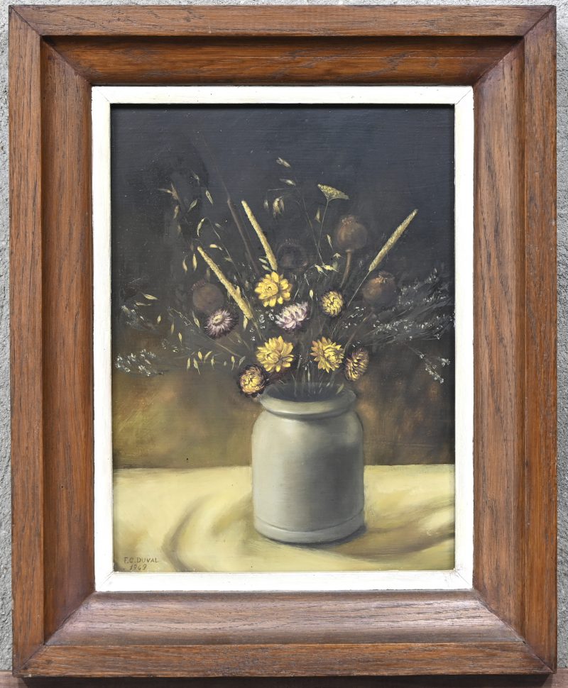 “Bloemenstilleven”. Een schilderij, olieverf op paneel. Onderaan gesigneerd.