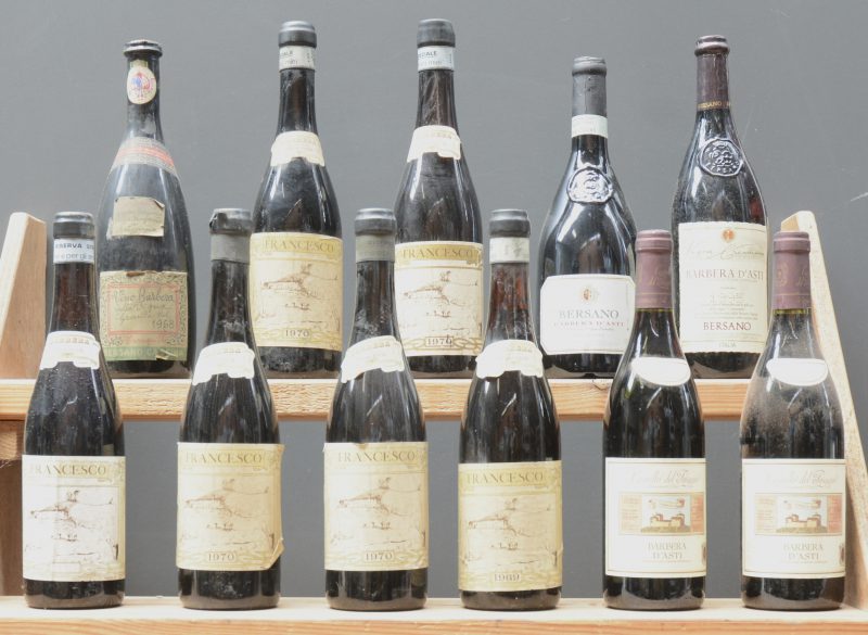 Lot rode wijn        aantal: 11 bt    Vino Barbera della Vigna Granda   Bersano Cascina, Asteggiana M.O.  1968  aantal: 1 bt    Barbera Reserva Privata   Francesco M.O.  1969  aantal: 1 bt    Barbera Reserva Privata   Francesco M.O.  1970  aantal: 5 bt    Barbera d’Asti Superiore D.O.C.  Bersano, Asti M.O.  1991  aantal: 1 bt    Barbera d’Asti D.O.C.  Bersano, Asti M.O.  1995  aantal: 1 bt    Barbera d’Asti D.O.C.  Castello del Poggio, Portacomaro Asti M.O.  1999  aantal: 2 bt