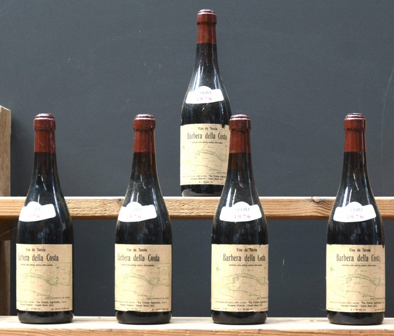Barbera della Costa Vino da Tavola  La Costa Agricola, Casale Monf. M.O.  1976  aantal: 5 bt